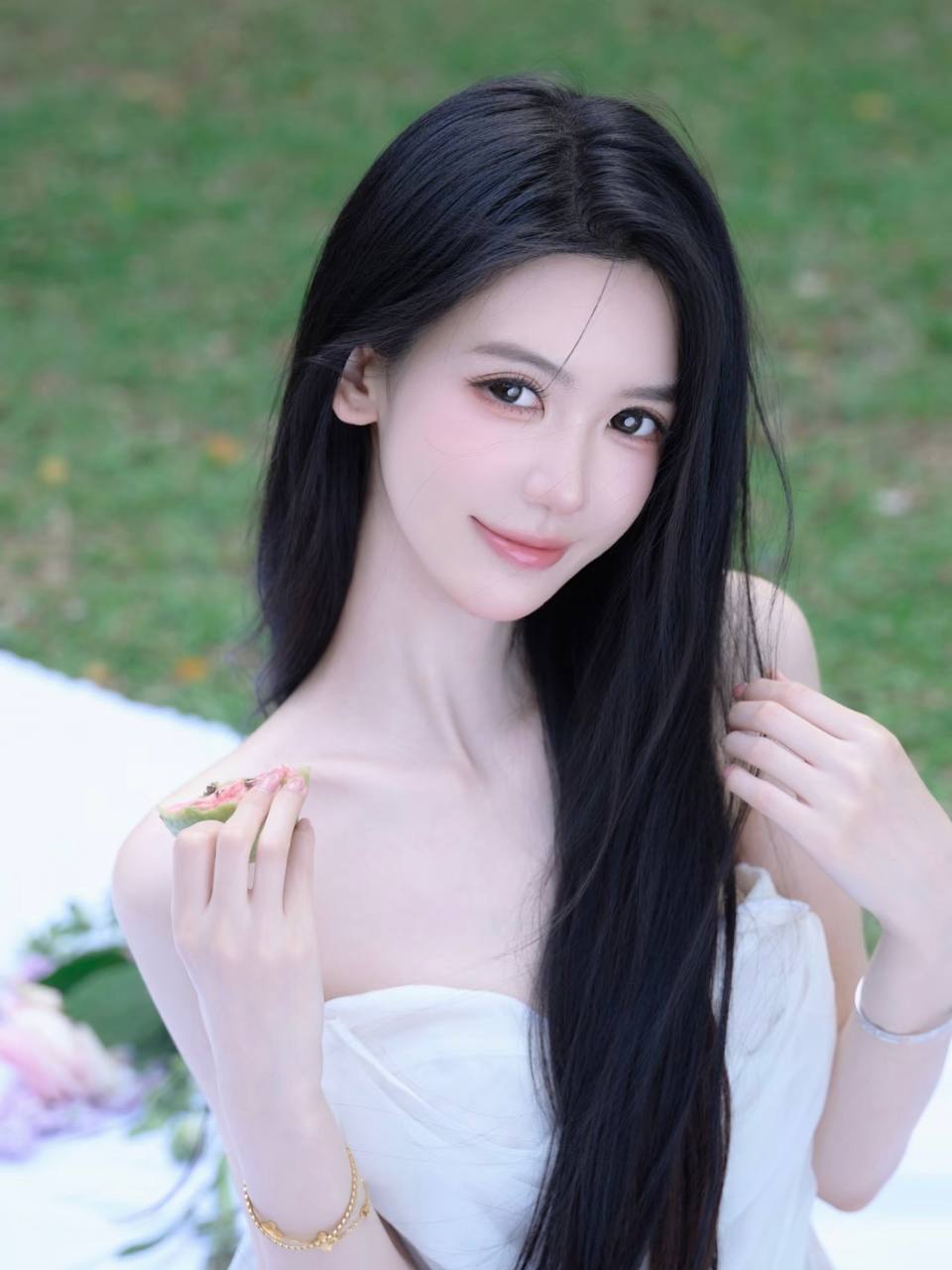 谁在中文轨等片